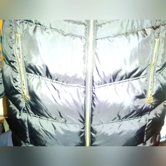 Michael Kors BLACKOUT quilted long puffer - Picture 4 of 7